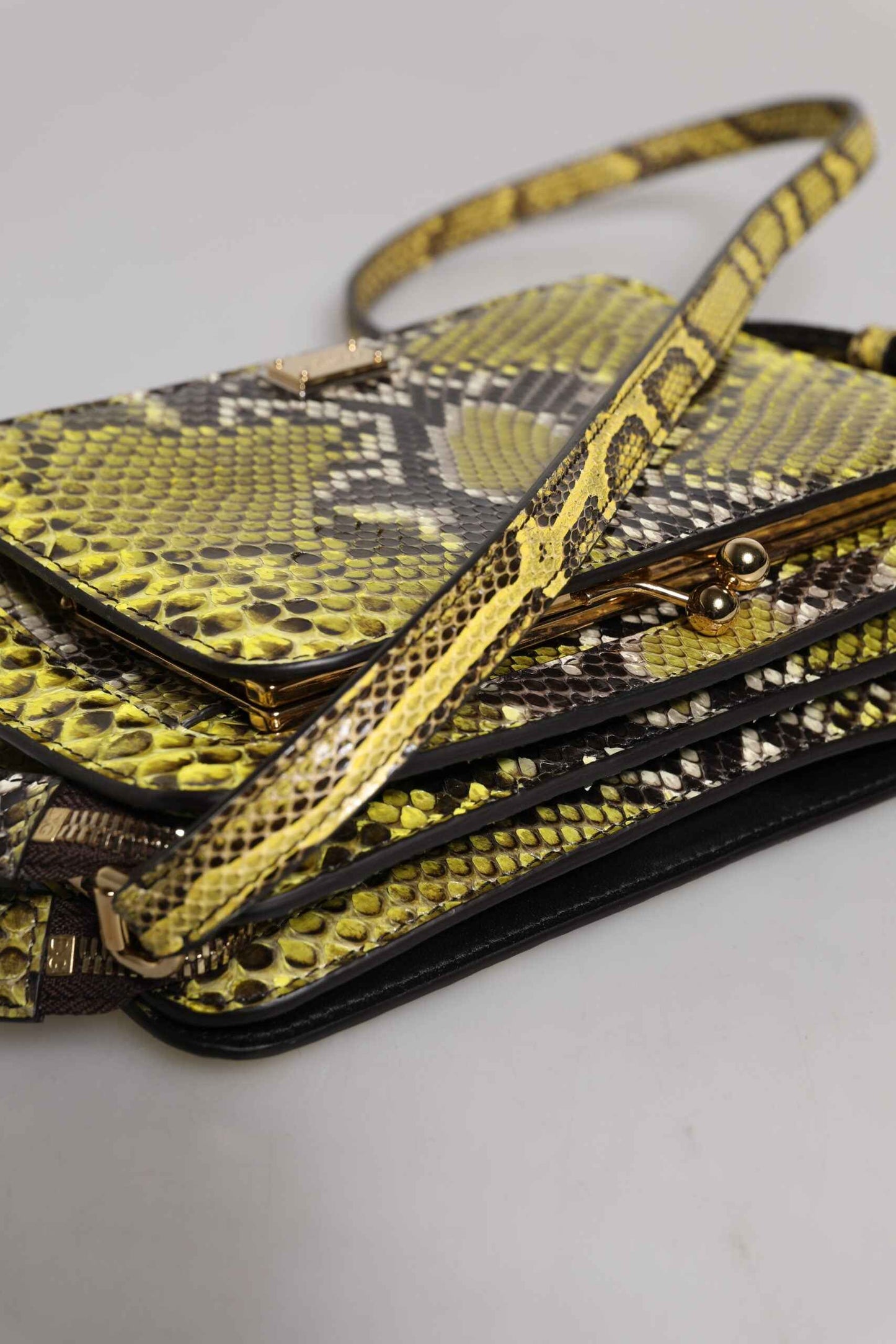 Dolce & Gabbana DG Crossbody Clutch Pythonleer Groen by Dolce & Gabbana