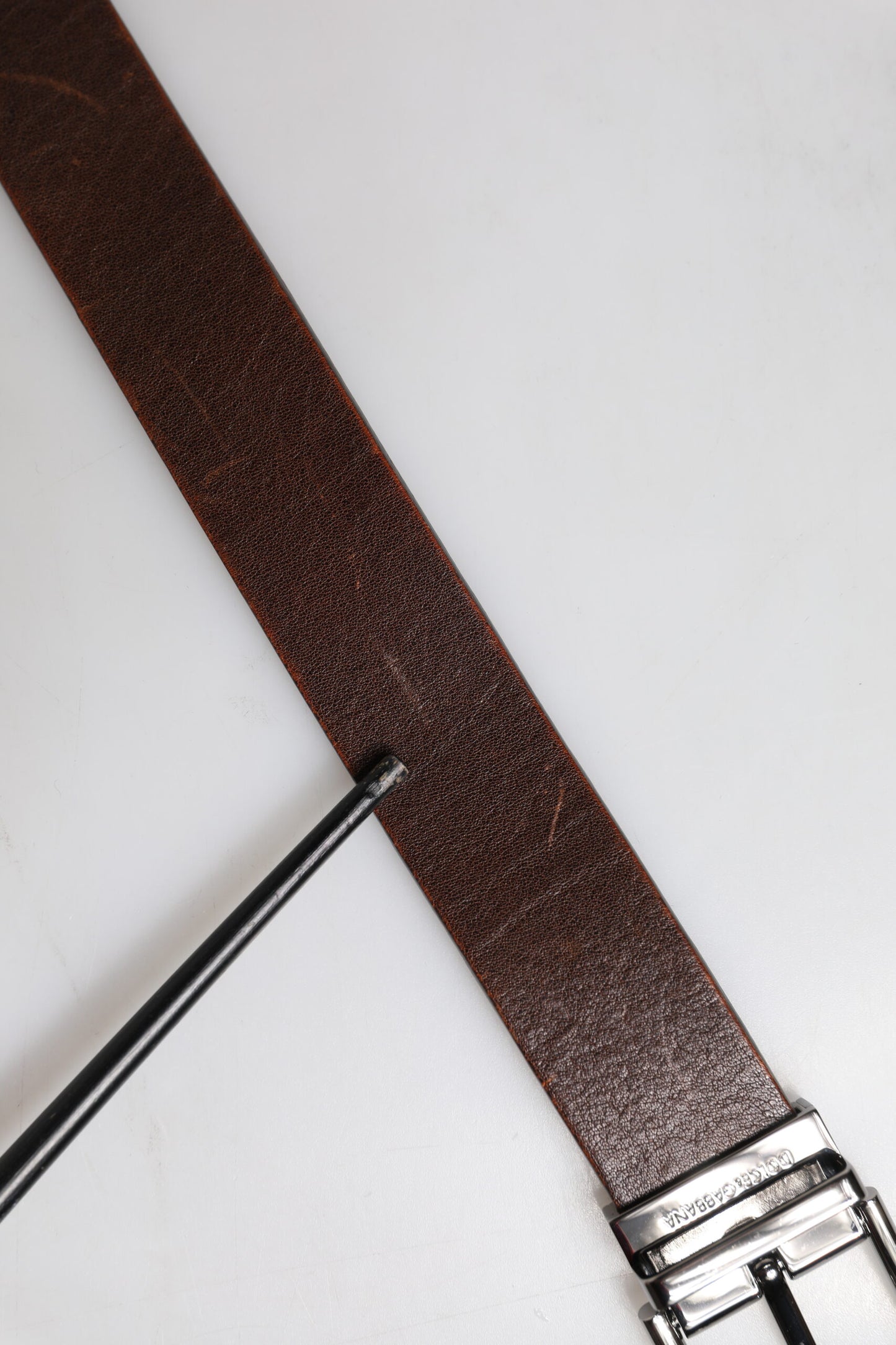 Ceinture classique en cuir marron Dolce &amp; Gabbana avec boucle en métal et logo