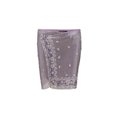 Vêtements rétro violets en métal
