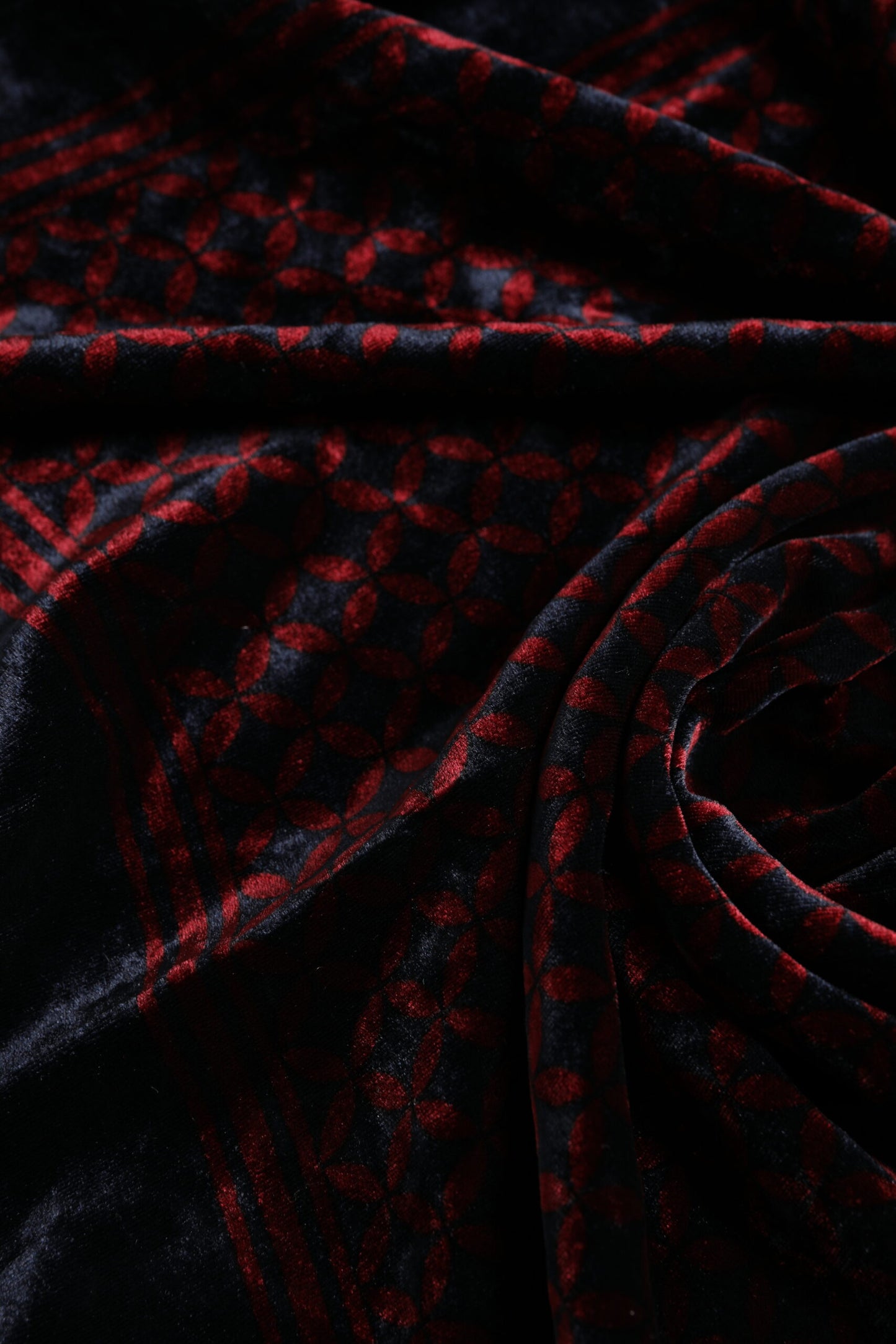 Dolce &amp; Gabbana Black Red Viscose Square Men Foulard Scarf