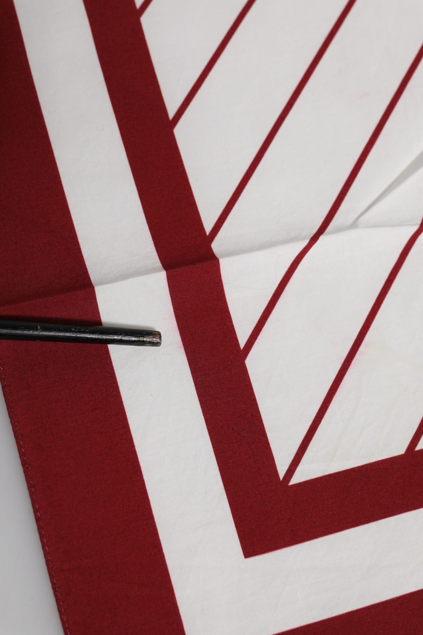 Dolce &amp; Gabbana White Red DG Logo Square Men Foulard Scarf