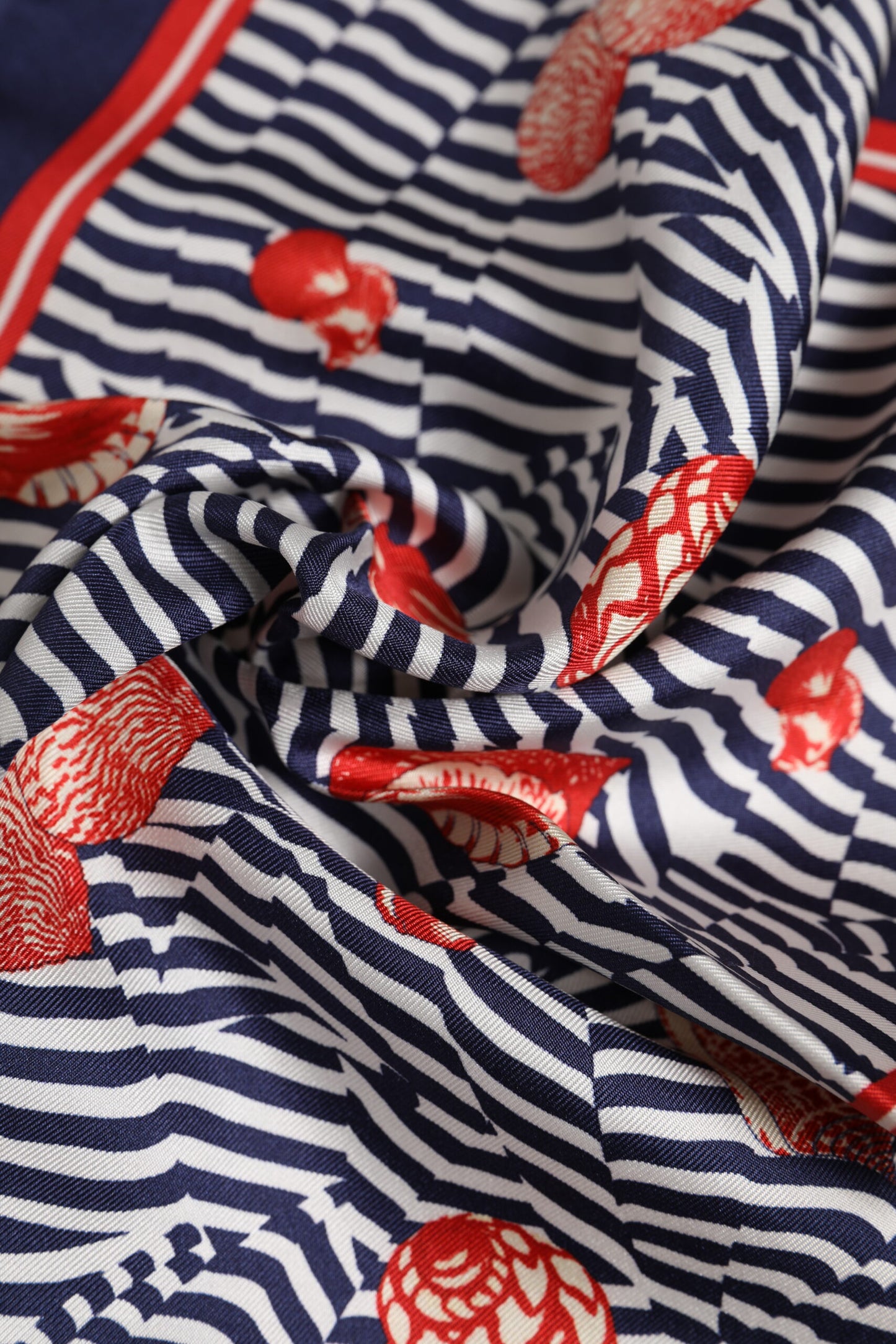 Dolce &amp; Gabbana Multicolor Seashells Square Men Foulard Scarf