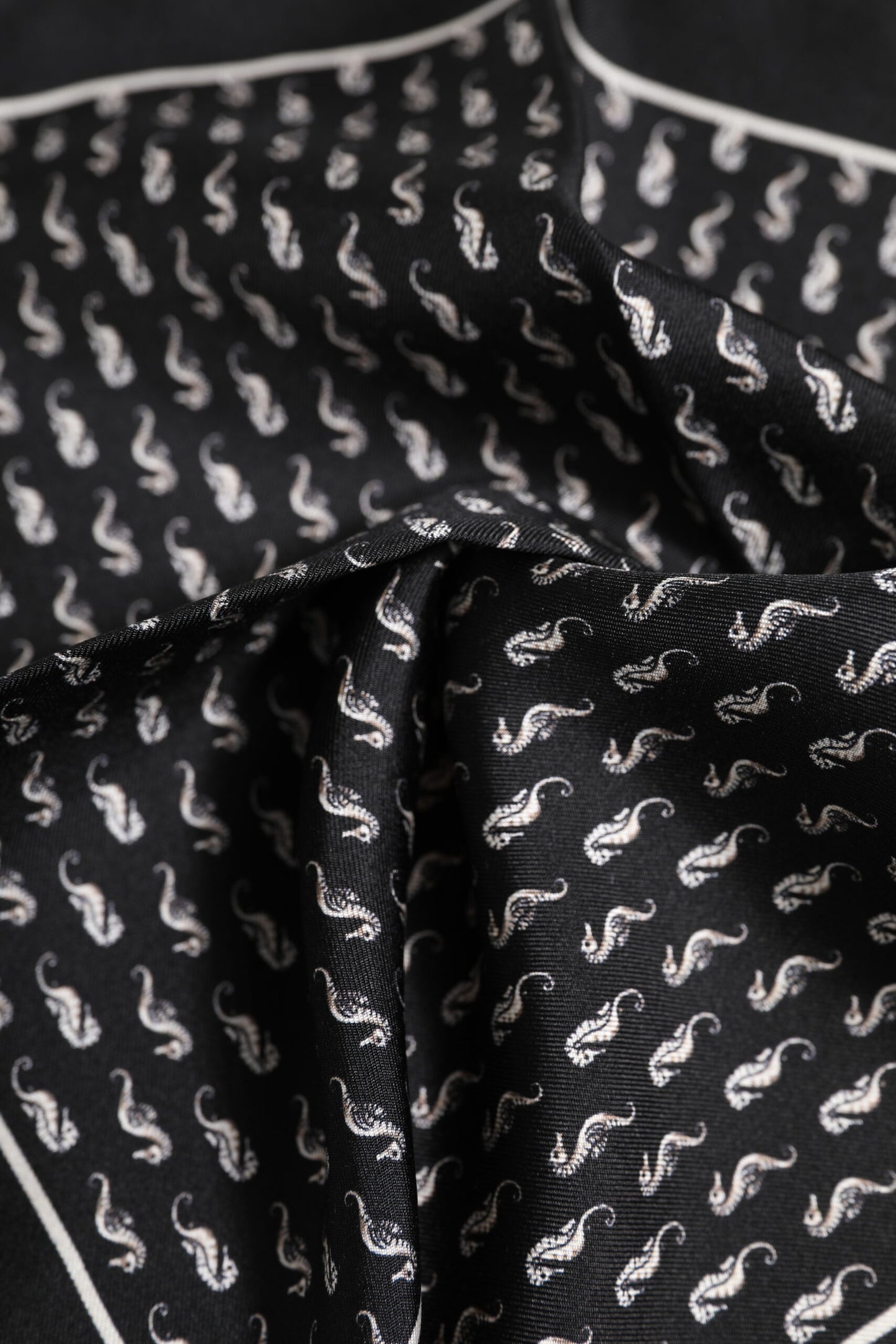 Dolce &amp; Gabbana Black Sea Horse Silk Square Men Foulard Scarf