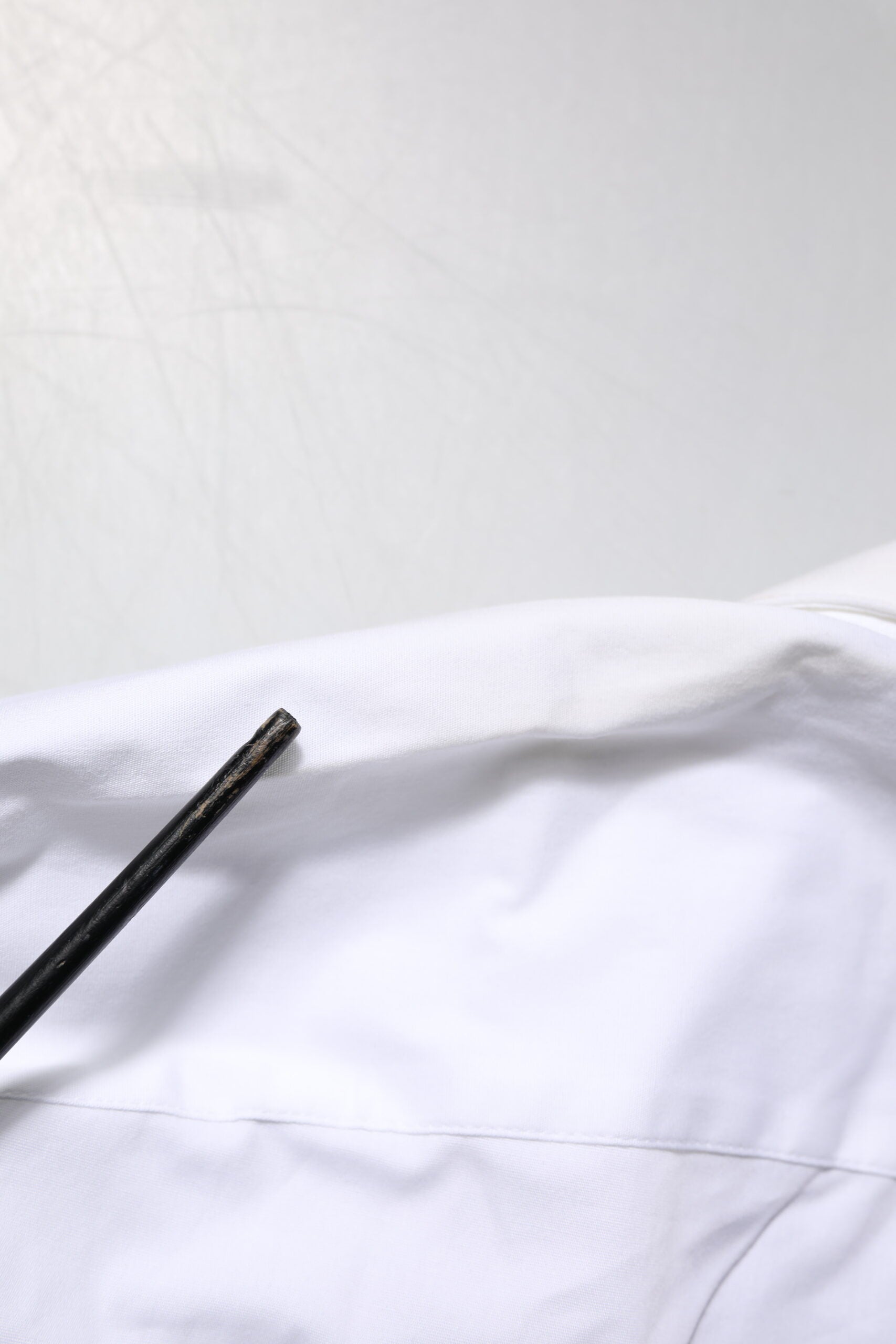 Dolce & Gabbana White GOLD Cotton Collared Dress Shirt Top by Dolce & Gabbana