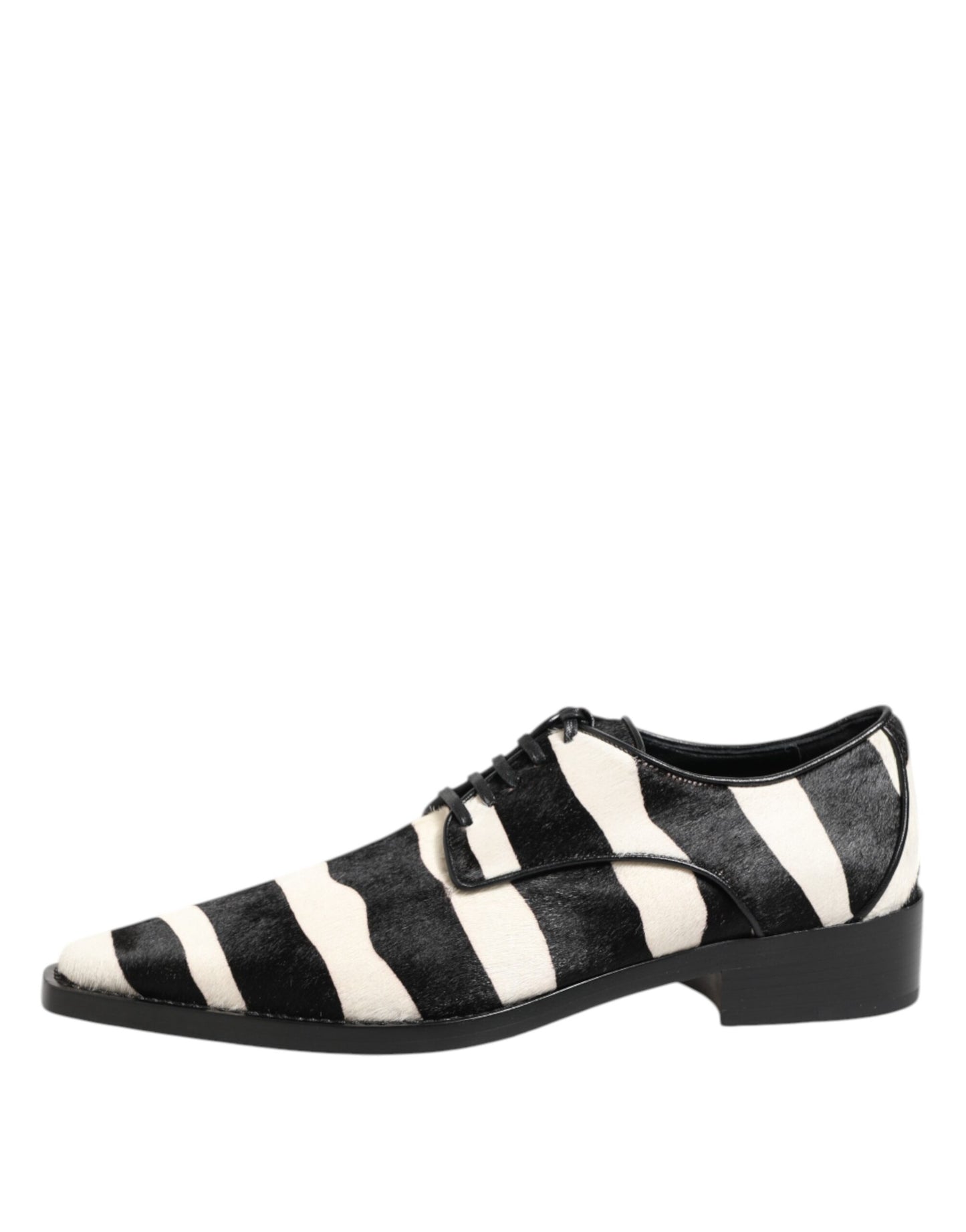 Chaussures habillées en fourrure de poney zébrée noire et blanche Dolce &amp; Gabbana