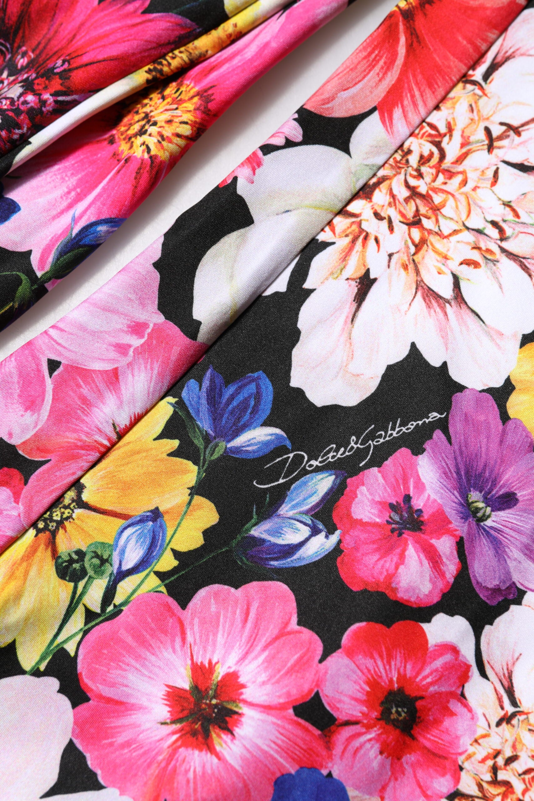 Dolce & Gabbana Multicolor Floral High Waist Leggings Pants by Dolce & Gabbana