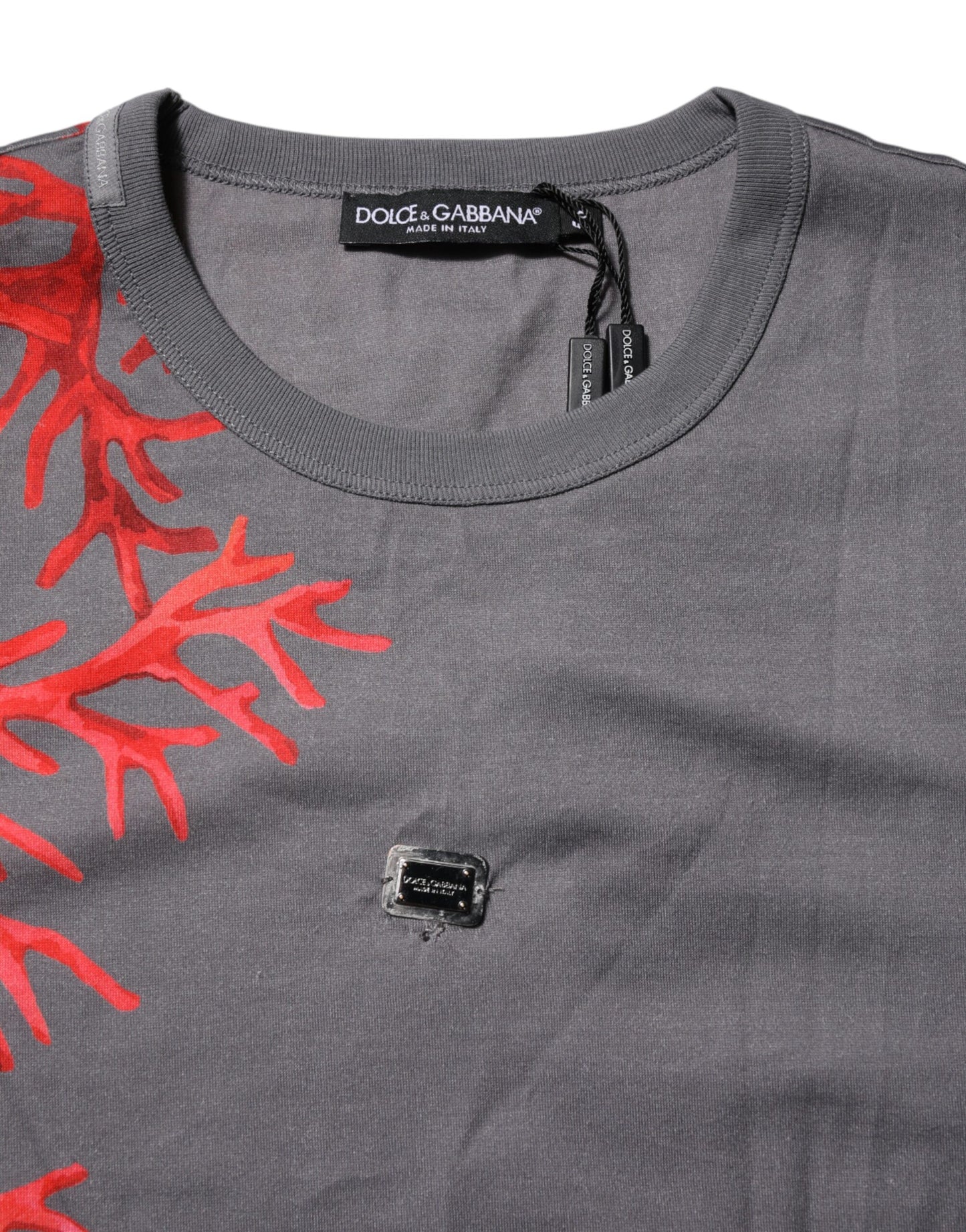T-shirt Dolce &amp; Gabbana en coton gris avec plaque logo et imprimé corail
