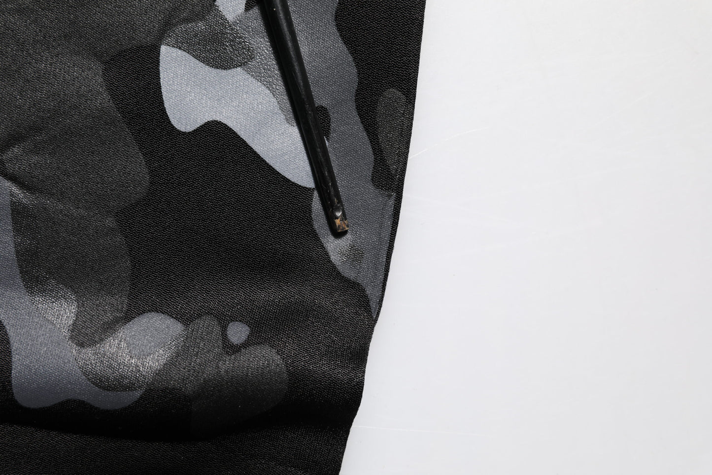 Dolce &amp; Gabbana Black Camouflage Pullover Sweatshirt Sweater