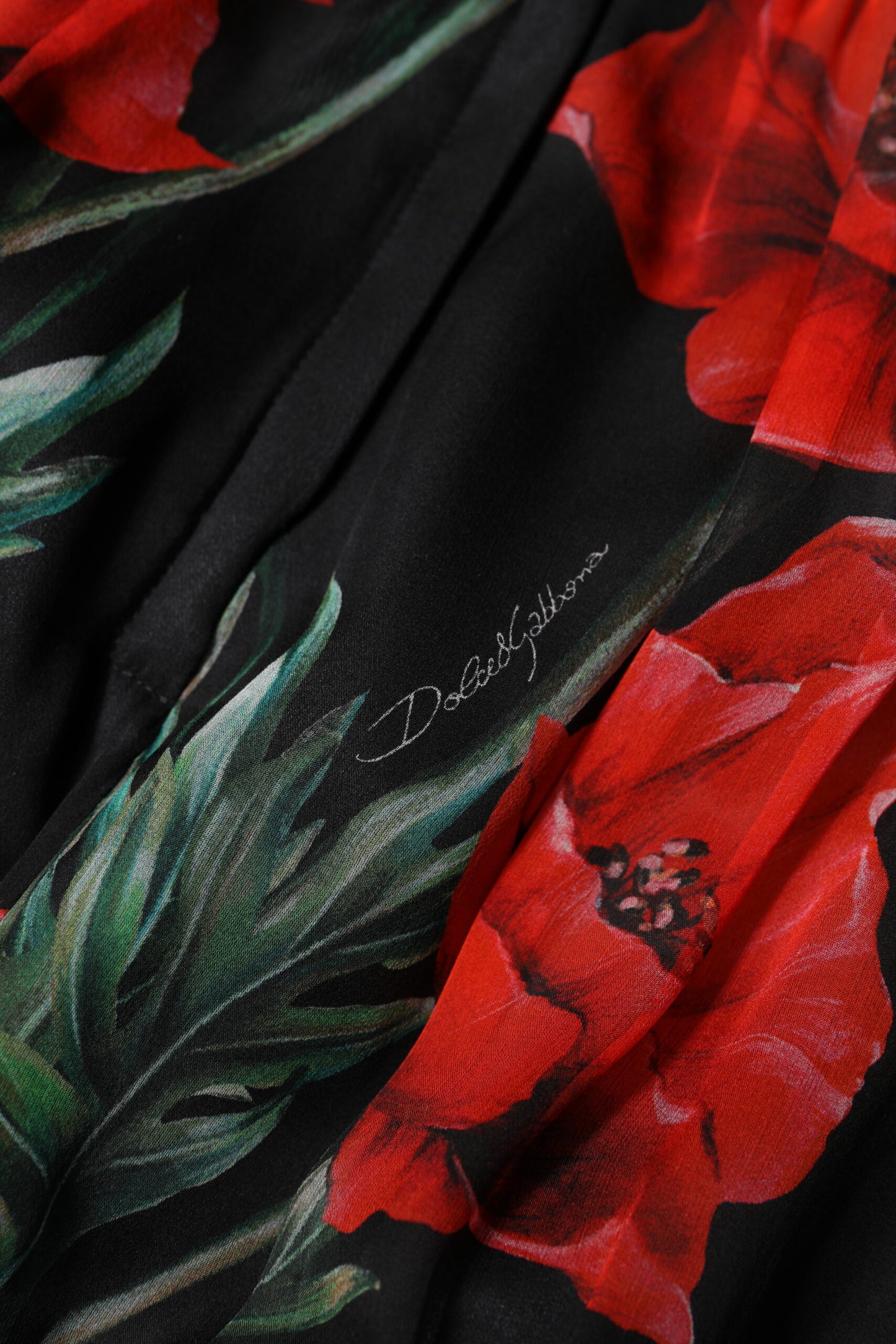 Dolce &amp; Gabbana Black Floral High Waist Women Hot Pants Shorts