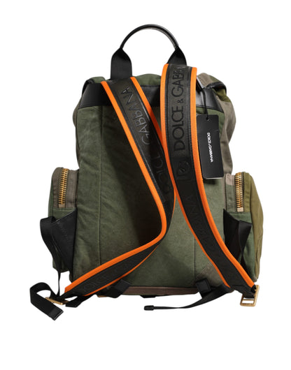 Portefeuille continental Dolce &amp; Gabbana en cuir d'autruche vert exquis