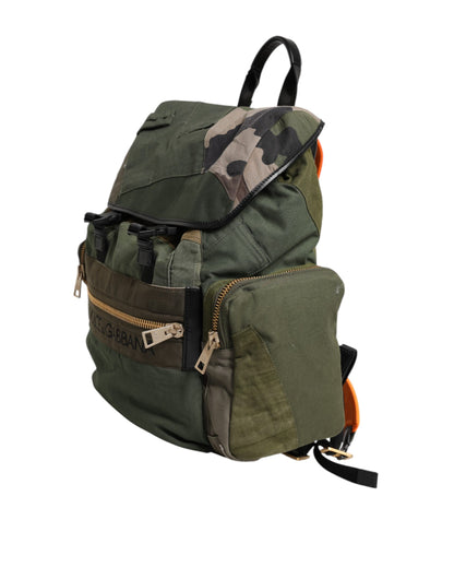 Portefeuille continental Dolce &amp; Gabbana en cuir d'autruche vert exquis