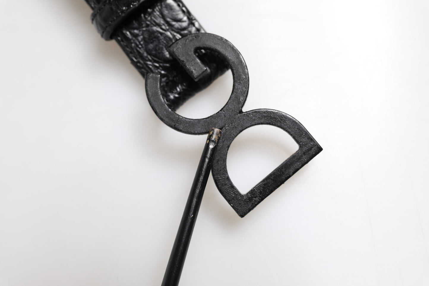 Ceinture classique en cuir noir Dolce &amp; Gabbana avec boucle DG en métal