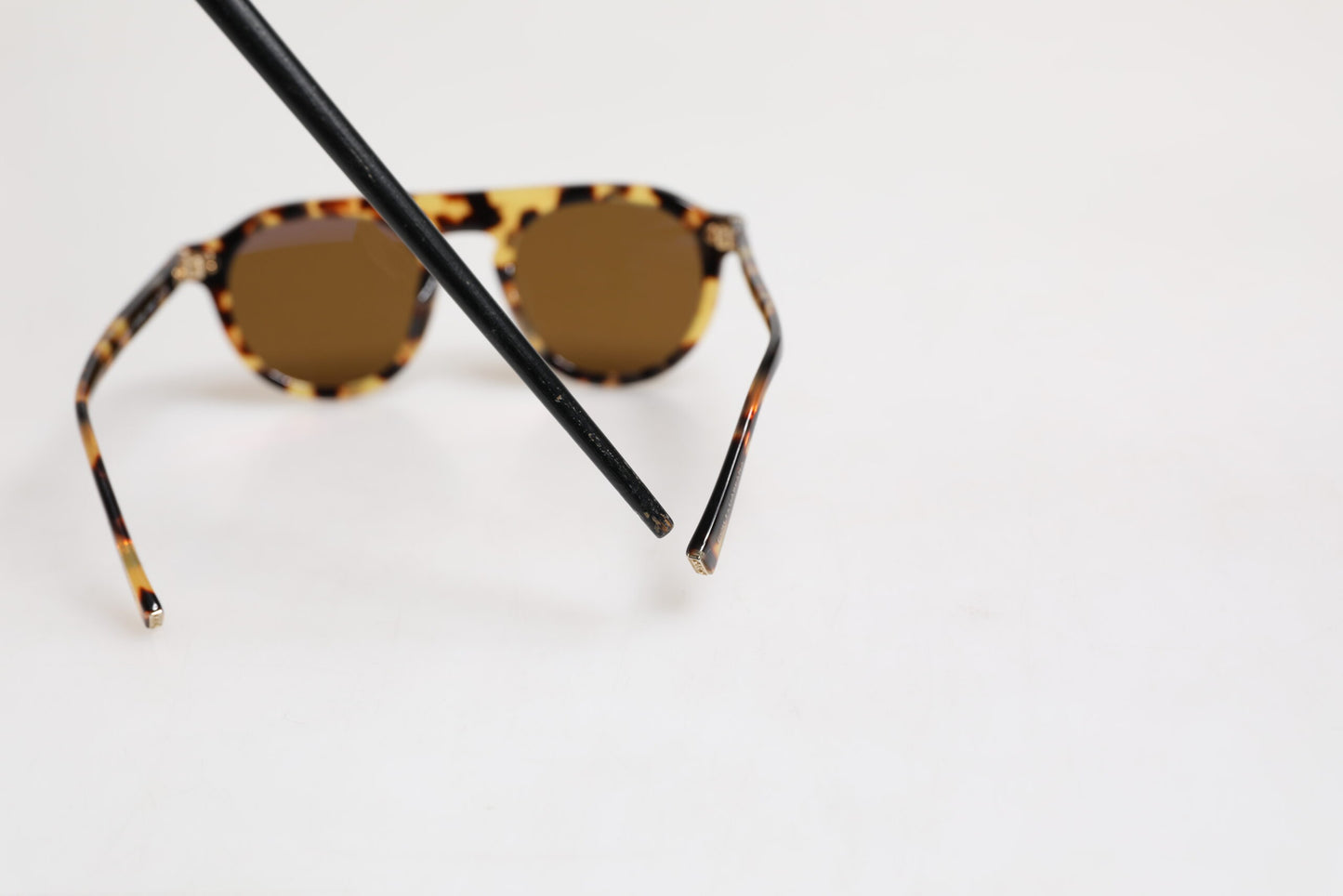 Dolce &amp; Gabbana Brown Acetate Round Leopard Print Eyewear Sunglasses