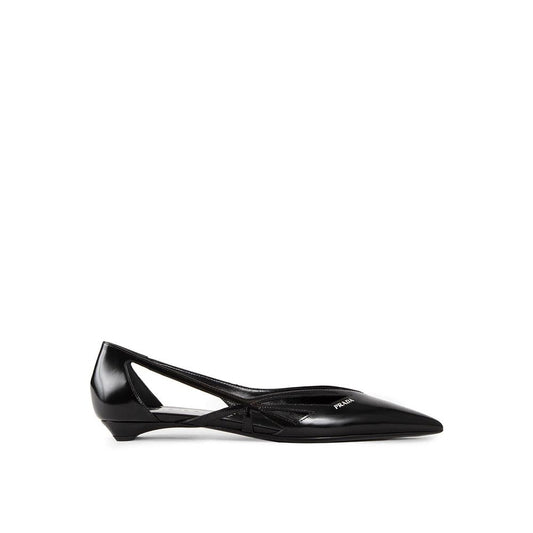 Ballerines Prada en cuir brossé à découpes
