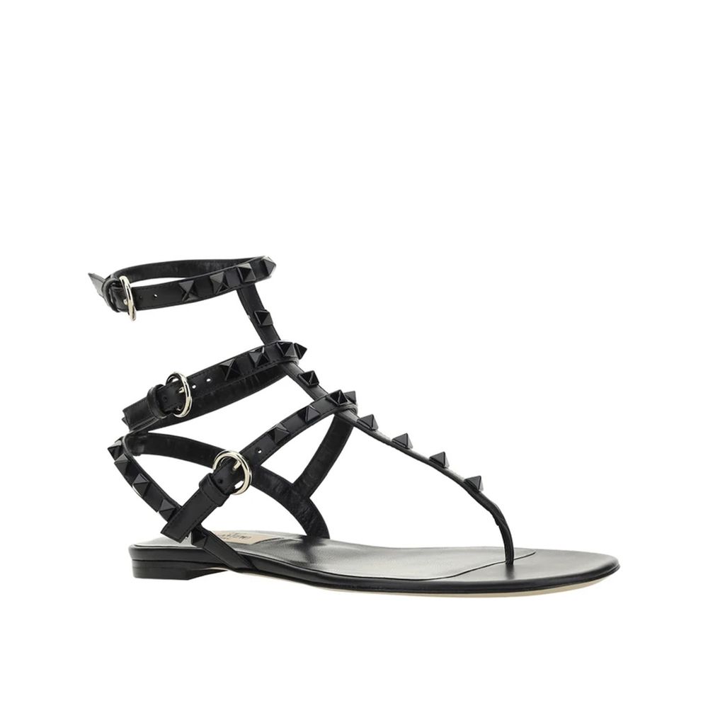 Valentino Garavani Rockstud Flip-Flop Sandlas by Valentino Garavani