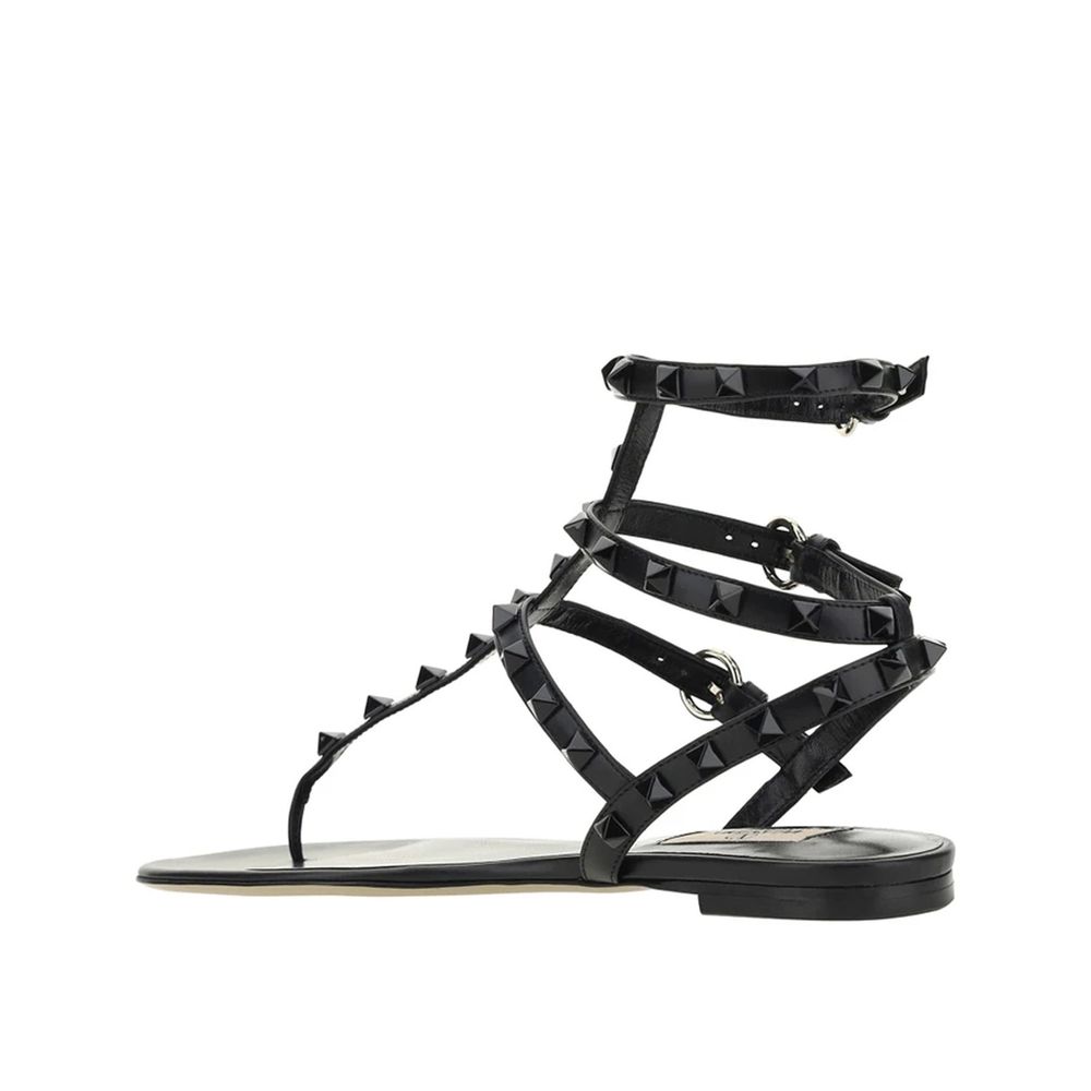 Valentino Garavani Rockstud Flip-Flop Sandlas by Valentino Garavani