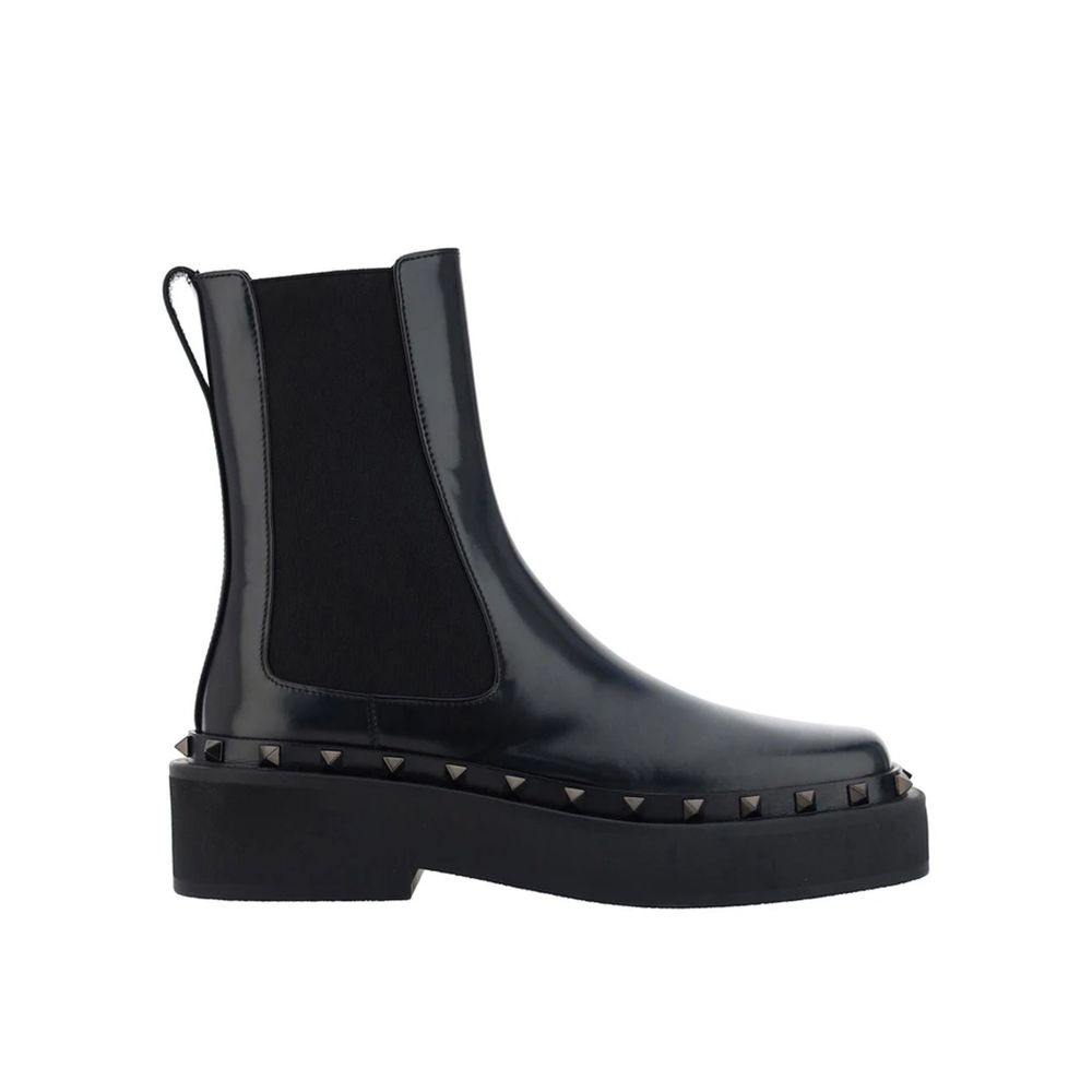 Valentino Garavani Rockstud M-Way Boots by Valentino Garavani