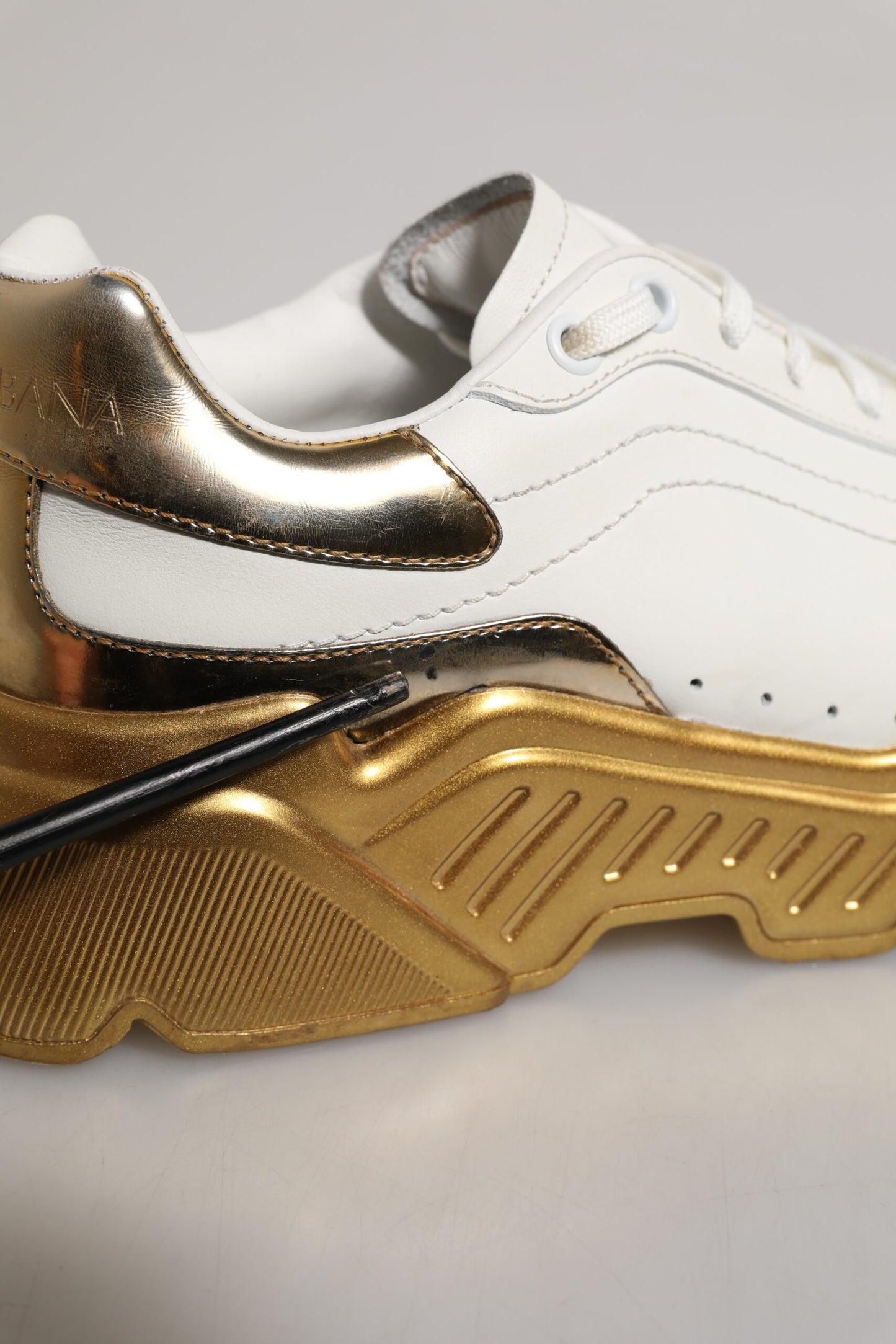 Dolce &amp; Gabbana White Gold Daymaster Low Top Sneakers Shoes