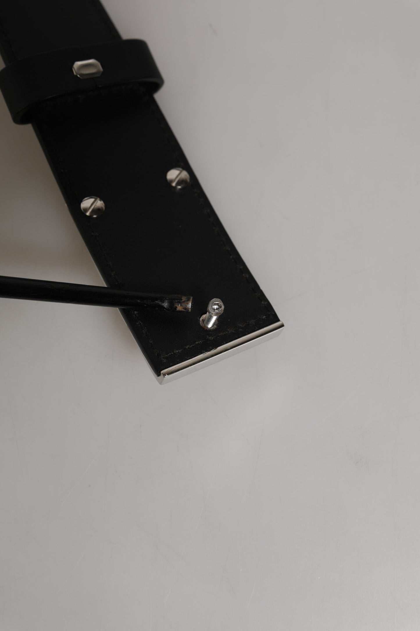 Dolce &amp; Gabbana Black Leather Classic Metal Logo Buckle Belt