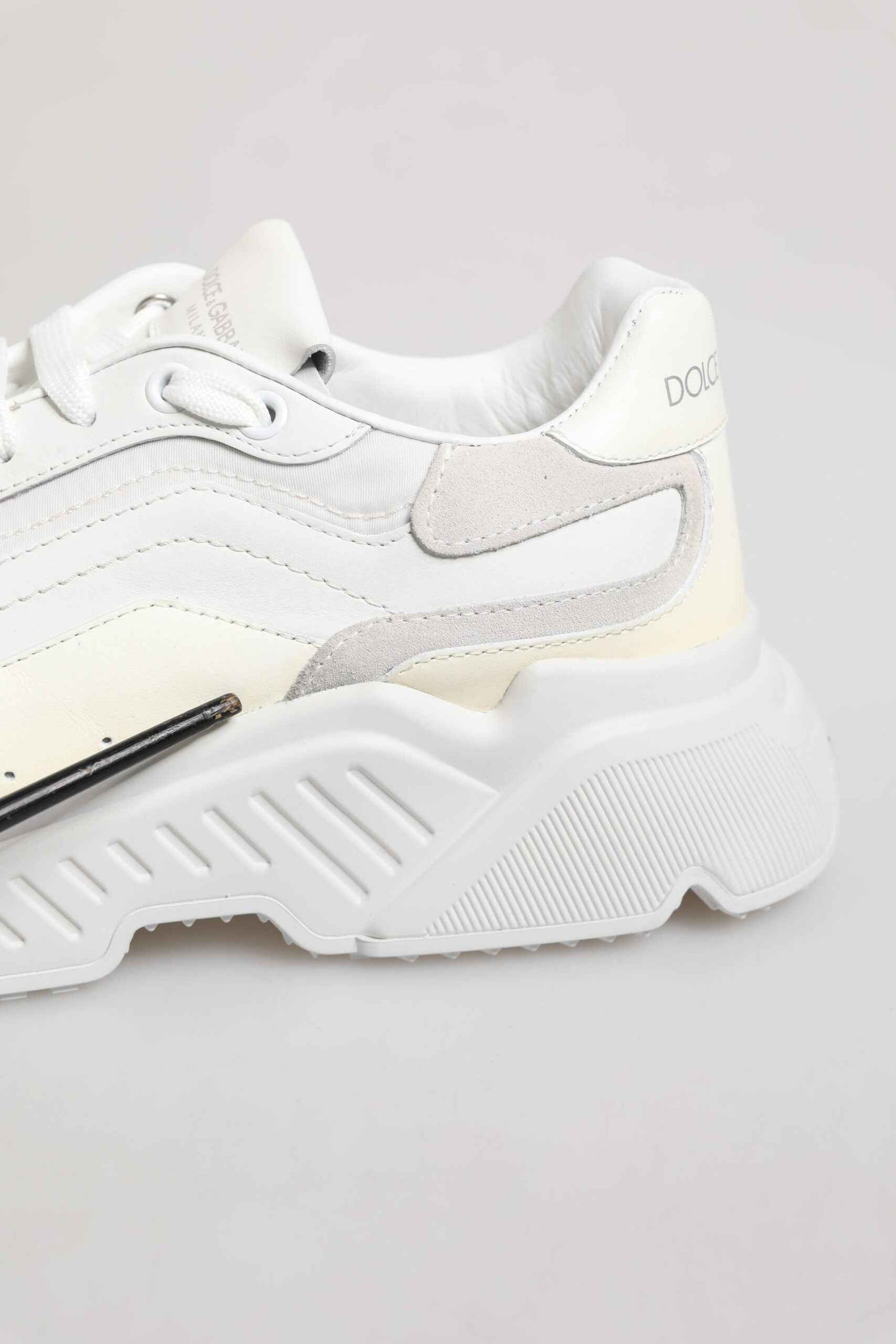 Dolce & Gabbana White Daymaster Low Top Mens Sneakers Shoes by Dolce & Gabbana