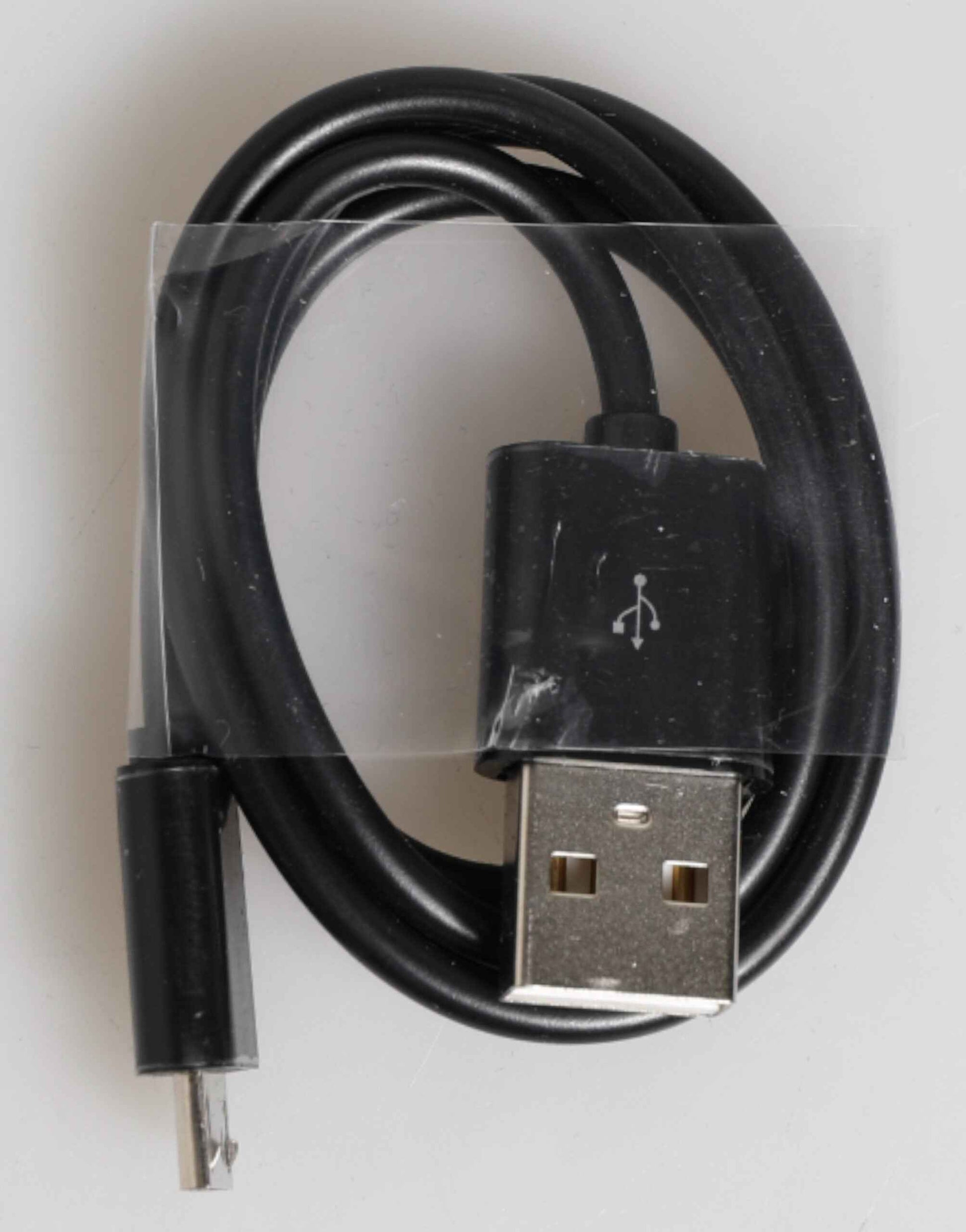 Dolce & Gabbana Black Leather Exotic Skin 3000mAh Power Bank Charger USB by Dolce & Gabbana