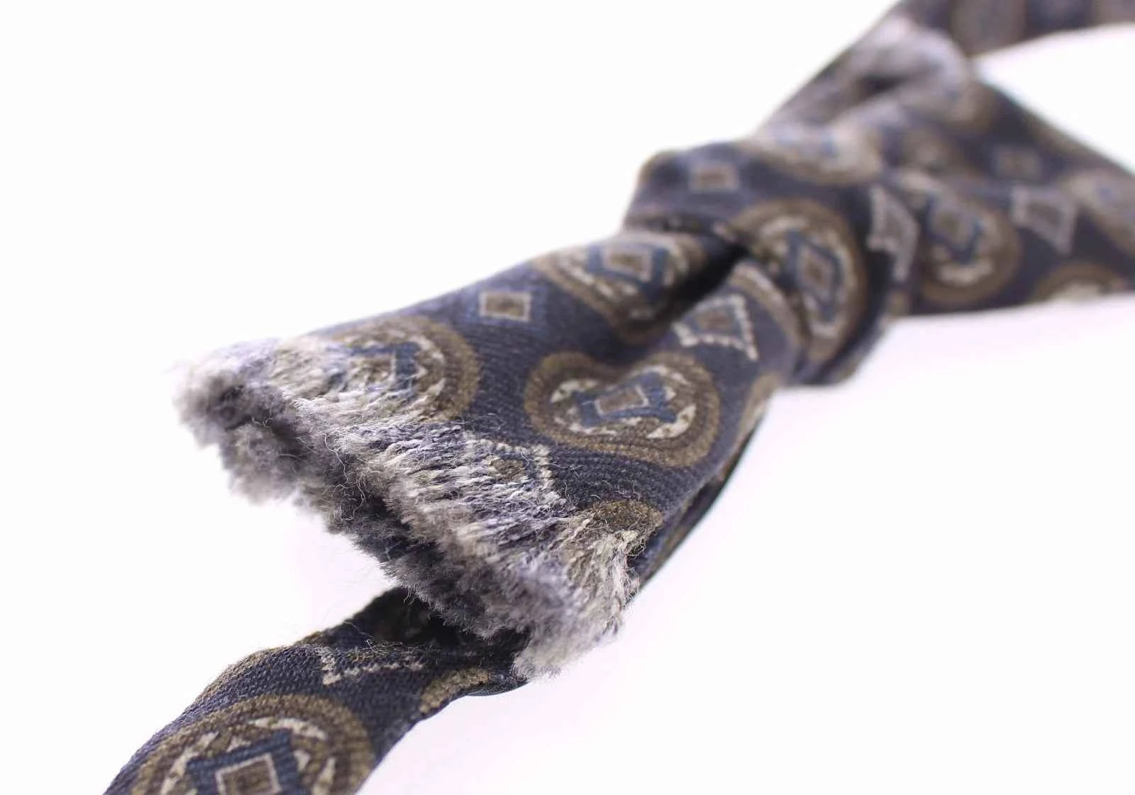 Dolce & Gabbana Blue Silk Baroque Fantasi Tied Bow Tie Papillon by Dolce & Gabbana