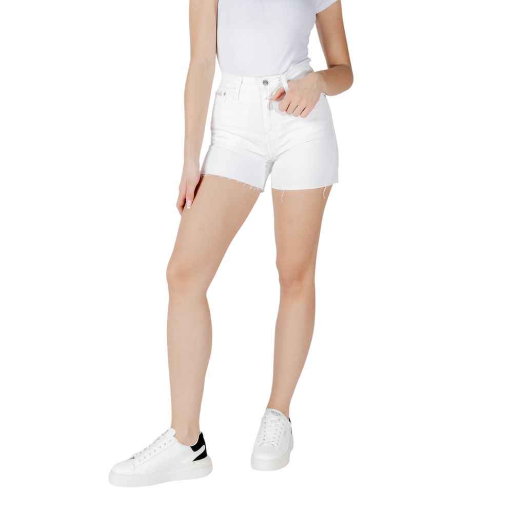 Calvin Klein Jeans MOM J20J225153 Katoenen Shorts Wit