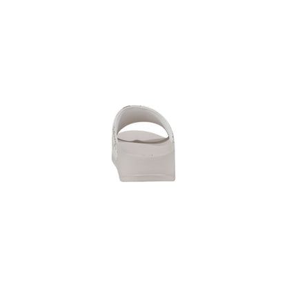 Alviero Martini Prima Classe Polyurethane Slipper White