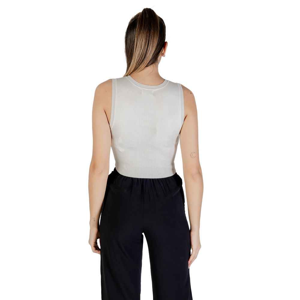 Jacqueline De Yong Witte Viscose Trui Elegante Comfort