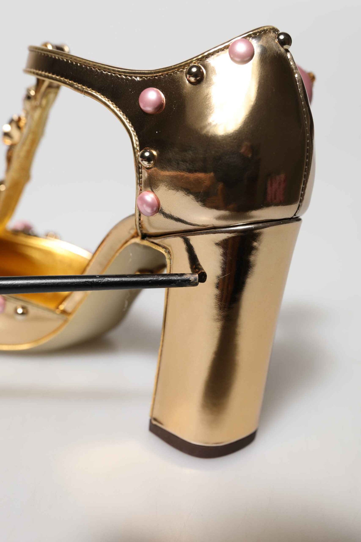 Dolce & Gabbana Vally Heels Goud Sandalen – Metallic Goud