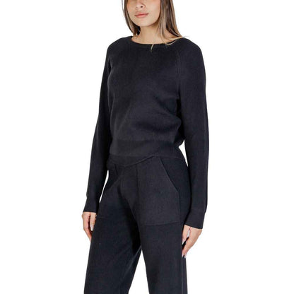 Cleré Black Viscose Sweater