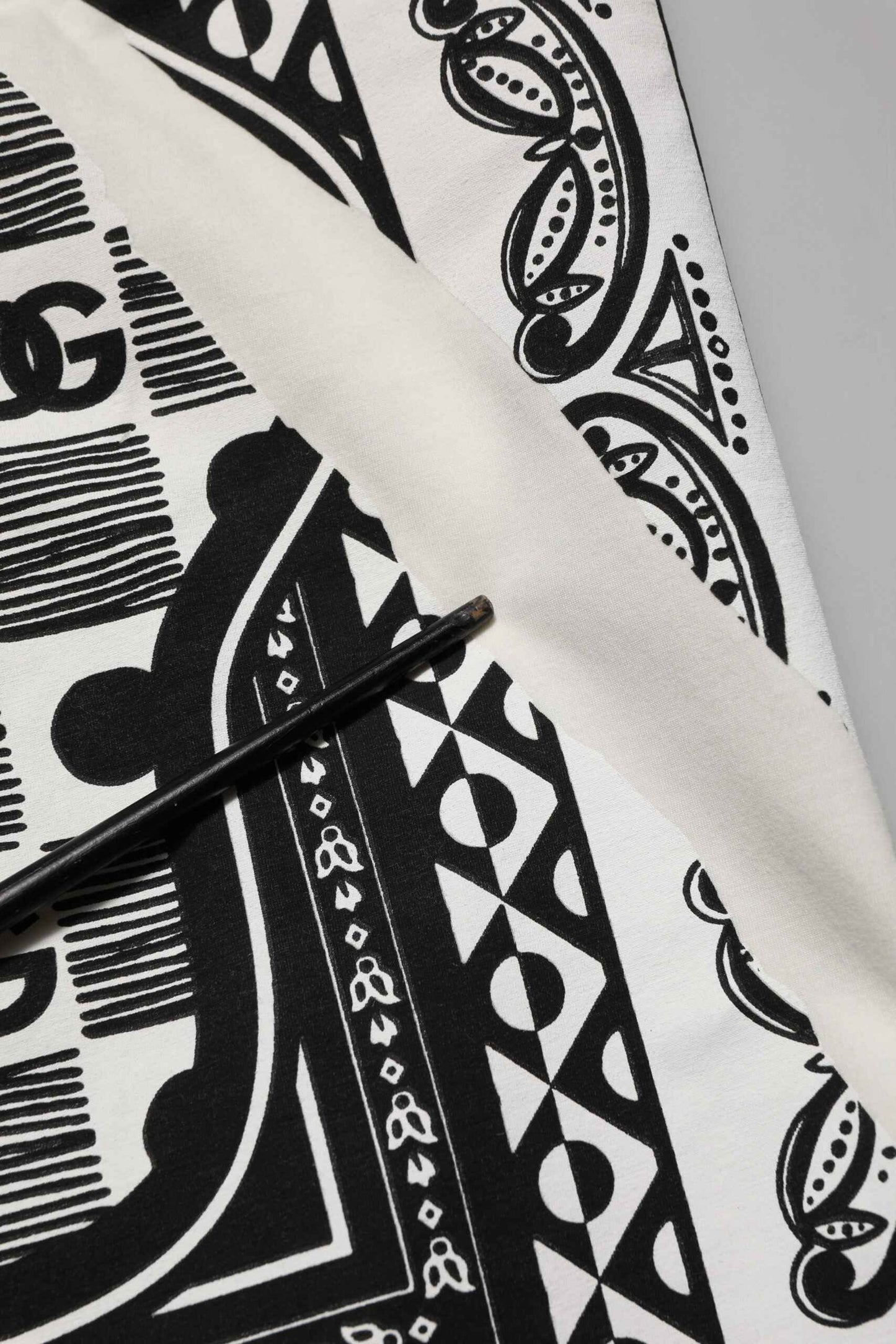 Dolce & Gabbana White Cotton Logo Bandana Print Men T-shirt